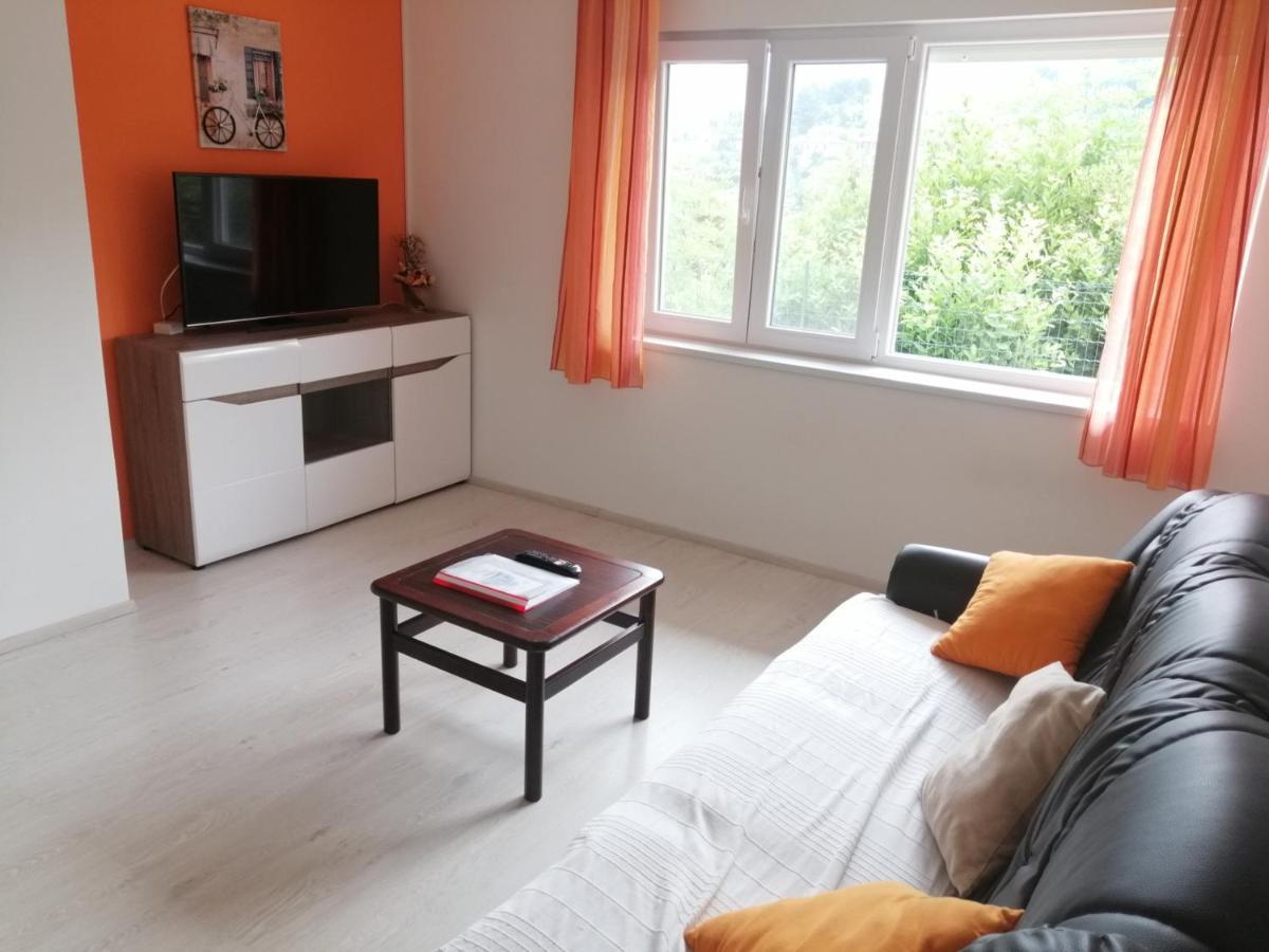 Apartments Branka Іка Екстер'єр фото