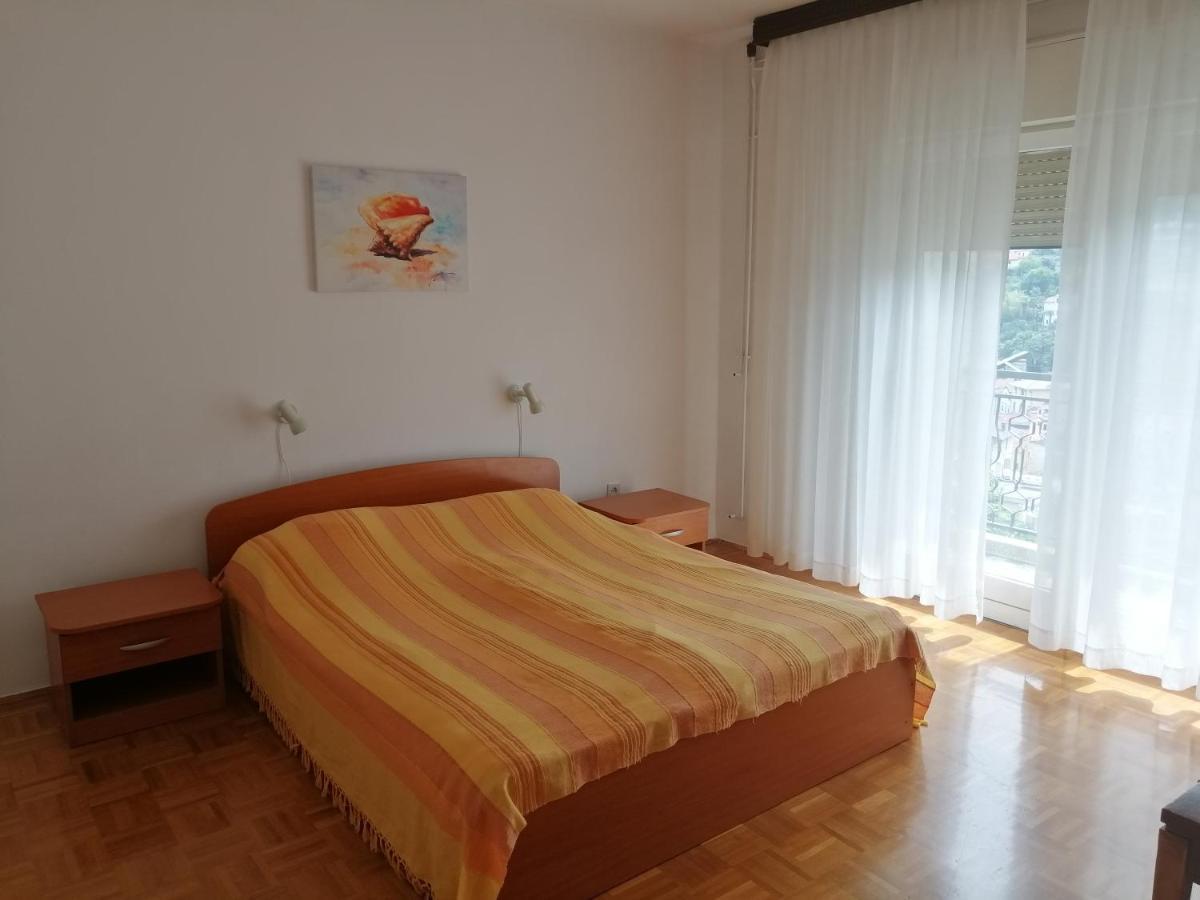 Apartments Branka Іка Екстер'єр фото